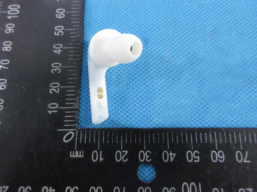 True Wireless Earphones - FCC ID 2AW22-AIRIAL - PROZIS.COM, S.A. (3)