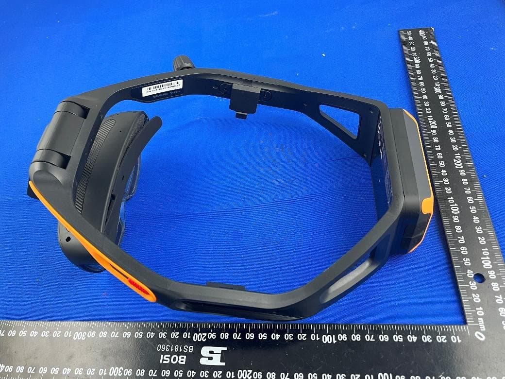 X-Craft MR Glasses - FCC ID 2AW2R-RX103 - Hangzhou LingBan Technology Co.,LTD. (3)