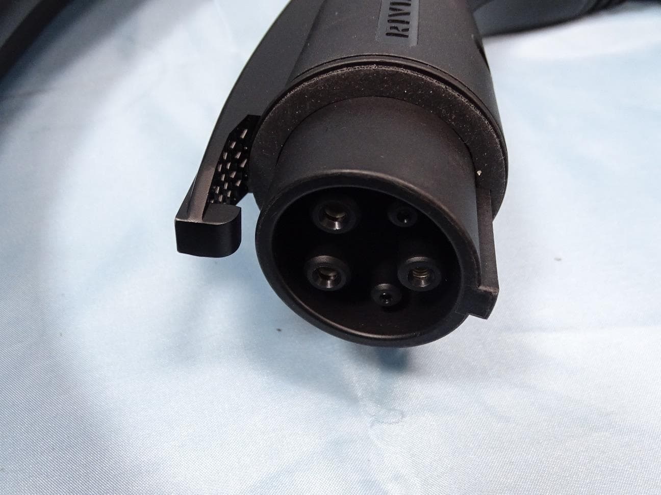 EV Charger - FCC ID 2AW3A-1NAC21ACUCMR - Rivian Automotive, LLC