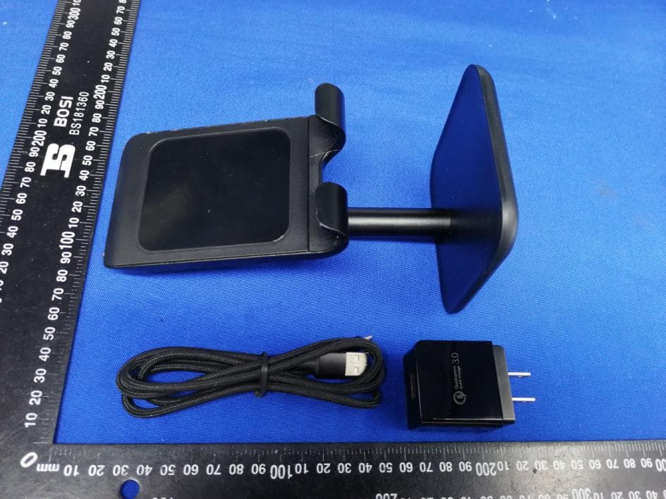 Desktop Wireless charger flat stand - FCC ID 2AW3RDZM-07 - Shenzhen Annaijia Electronics Co., Ltd. (2)