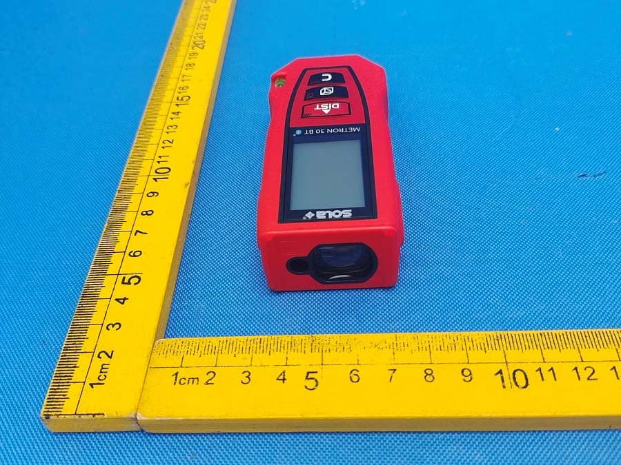 Laser Distance Meter - FCC ID 2AW48-METRON30BT - SOLA-Messwerkzeuge GmbH (4)