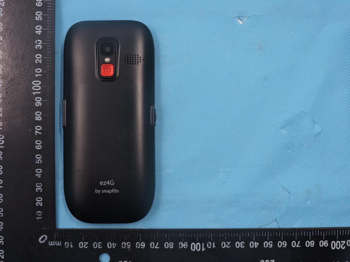 4G phone - FCC ID 2AW56-EZ4G - Excellus Communications, LLC (3)