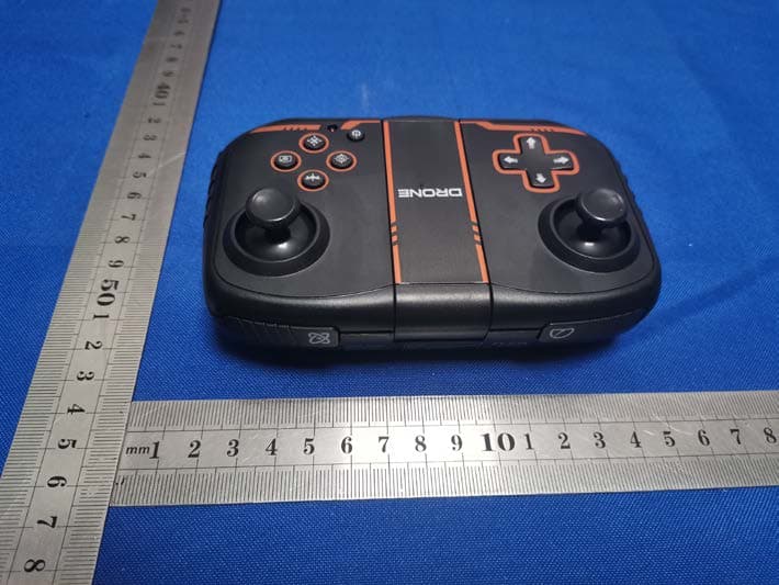 REMOTE CONTROL QUADCOPTER - FCC ID 2AW5F888HMF - SHANTOUSHI CHENGHAIQU ENYANG WANJU YOUXIANGONGSI