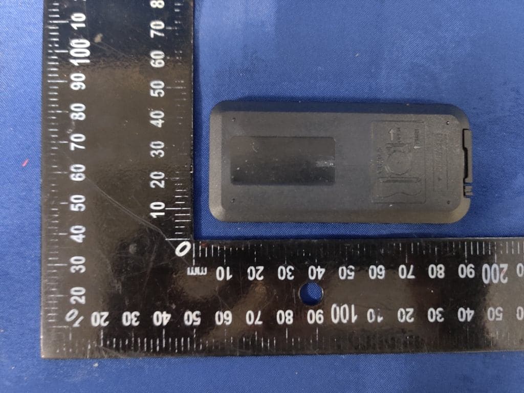 Smart Fountain Remote Control - FCC ID 2AW6O-UNIPOWA-SFV01 - Uni-Powa Corporation Ltd (2)