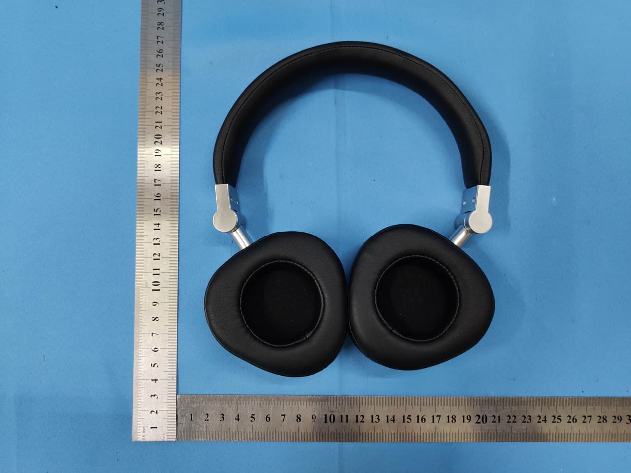 VERTO HEADPHONES - FCC ID 2AW6S-EAMVERTO1 - Eamus Company Limited (2)