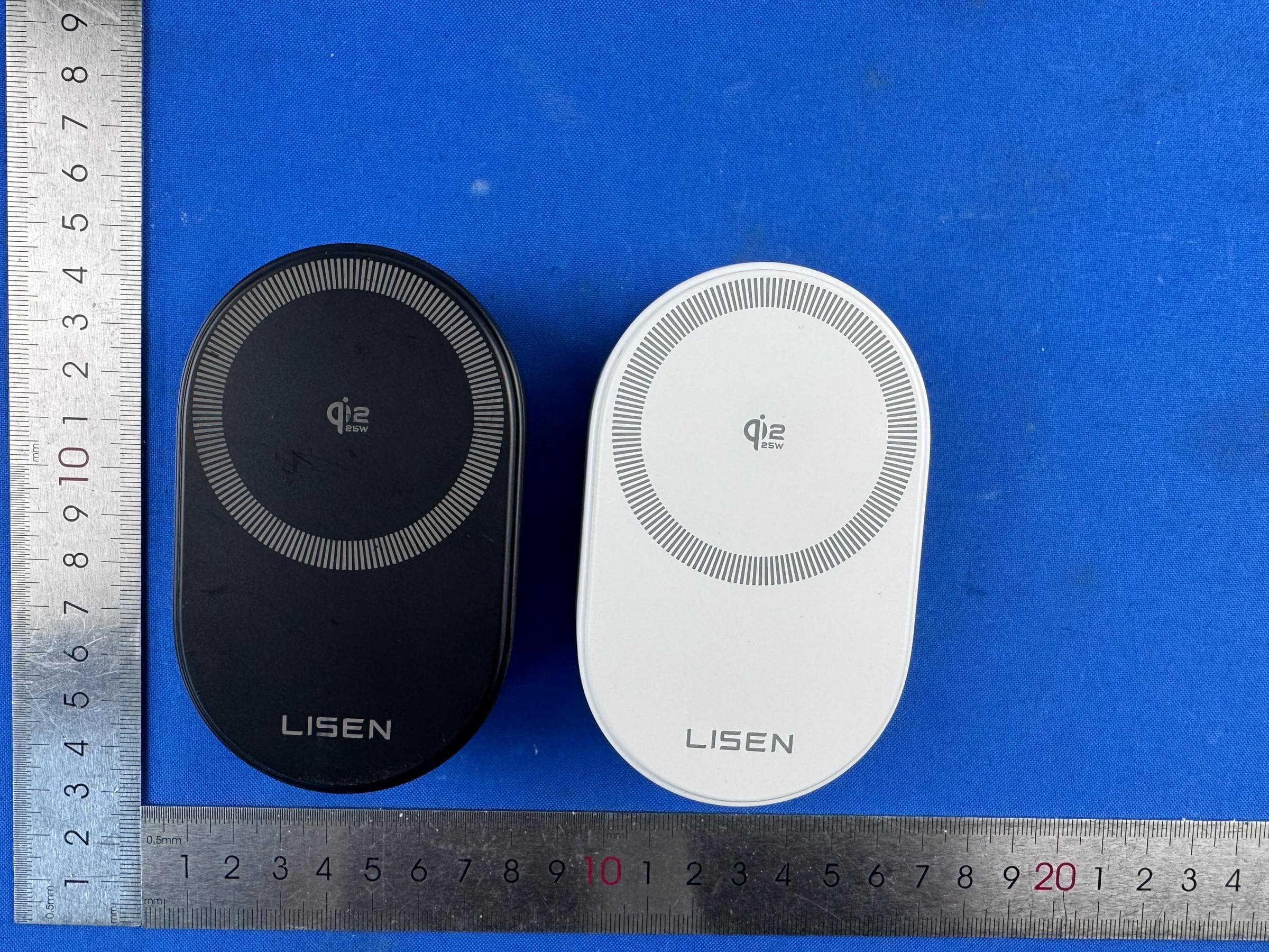 LISEN W121 QI2.2 25W 3-in-1 Wireless Charging Station - FCC ID 2AW73-2E469 - Shenzhen Xiangdangwen Technology Co.,Ltd.