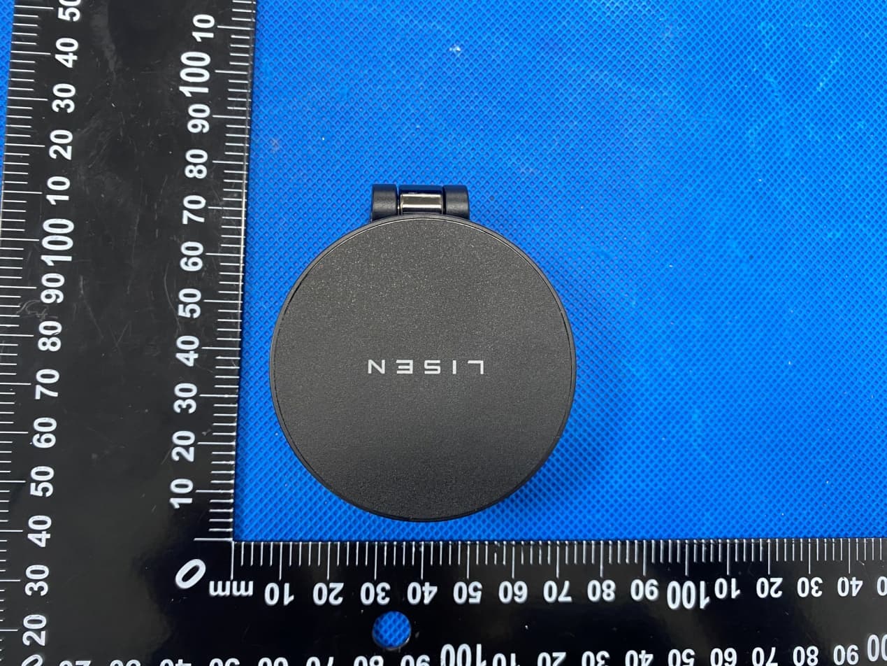 Car magnetic wireless charging - FCC ID 2AW73-2E789 - Shenzhen Xiangdangwen Technology Co.,Ltd. (4)
