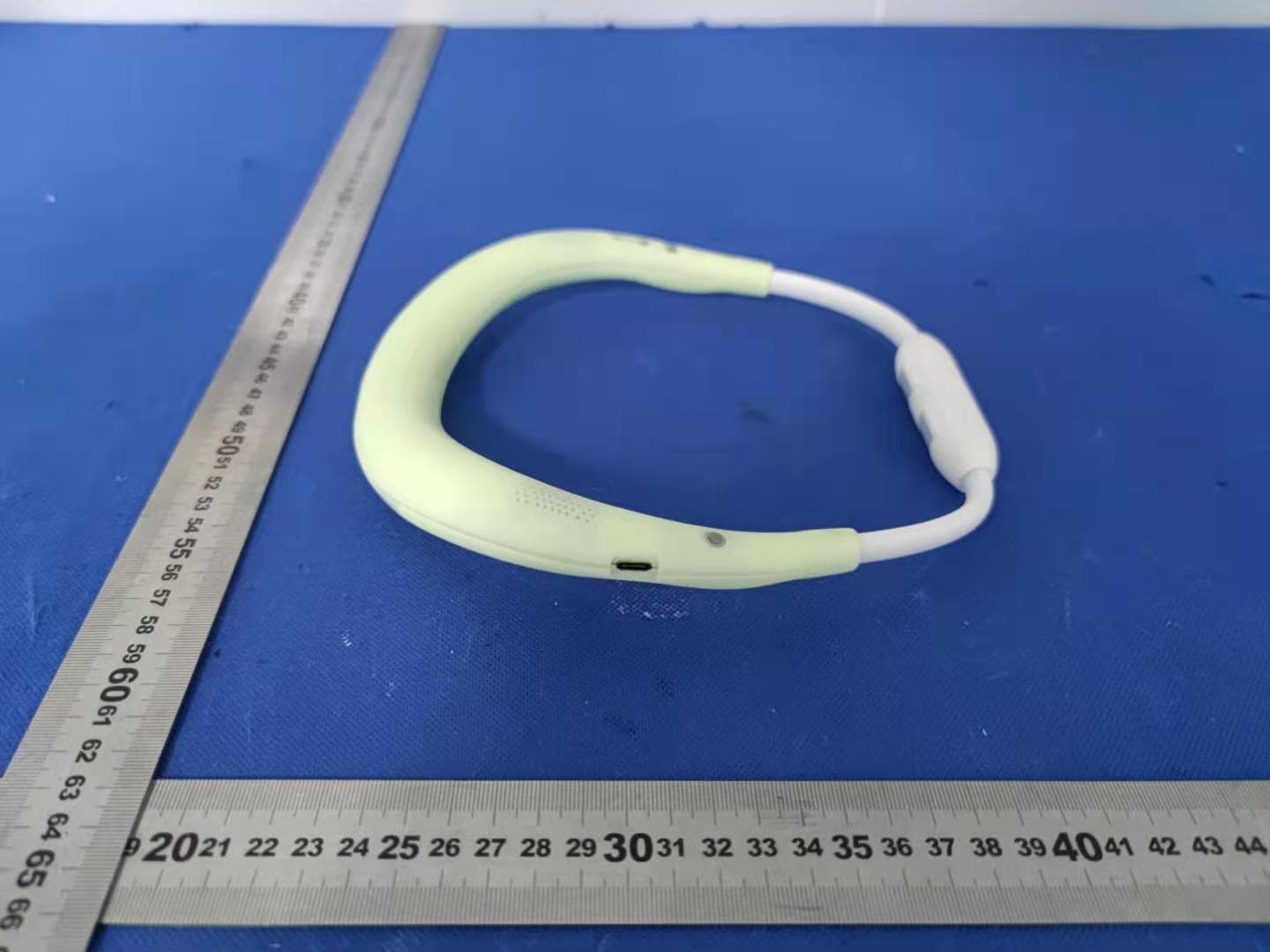 Neck Speaker - FCC ID 2AW82-WSL100 - SPICE CO., LTD. (3)