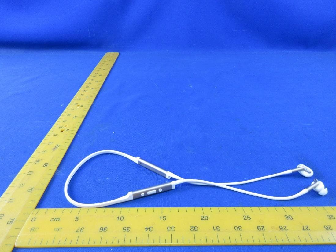 Bluetooth Earphones - FCC ID 2AW92LTI610 - Little Bird Co., Ltd (3)