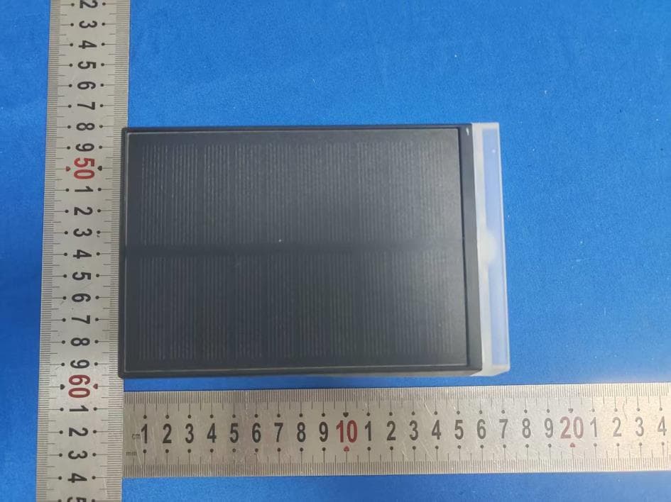 Smart Solar Spotlight - FCC ID 2AW95LKSL5M144 - SPRING SUNSHINE TECHNOLOGY CO., LIMITED
