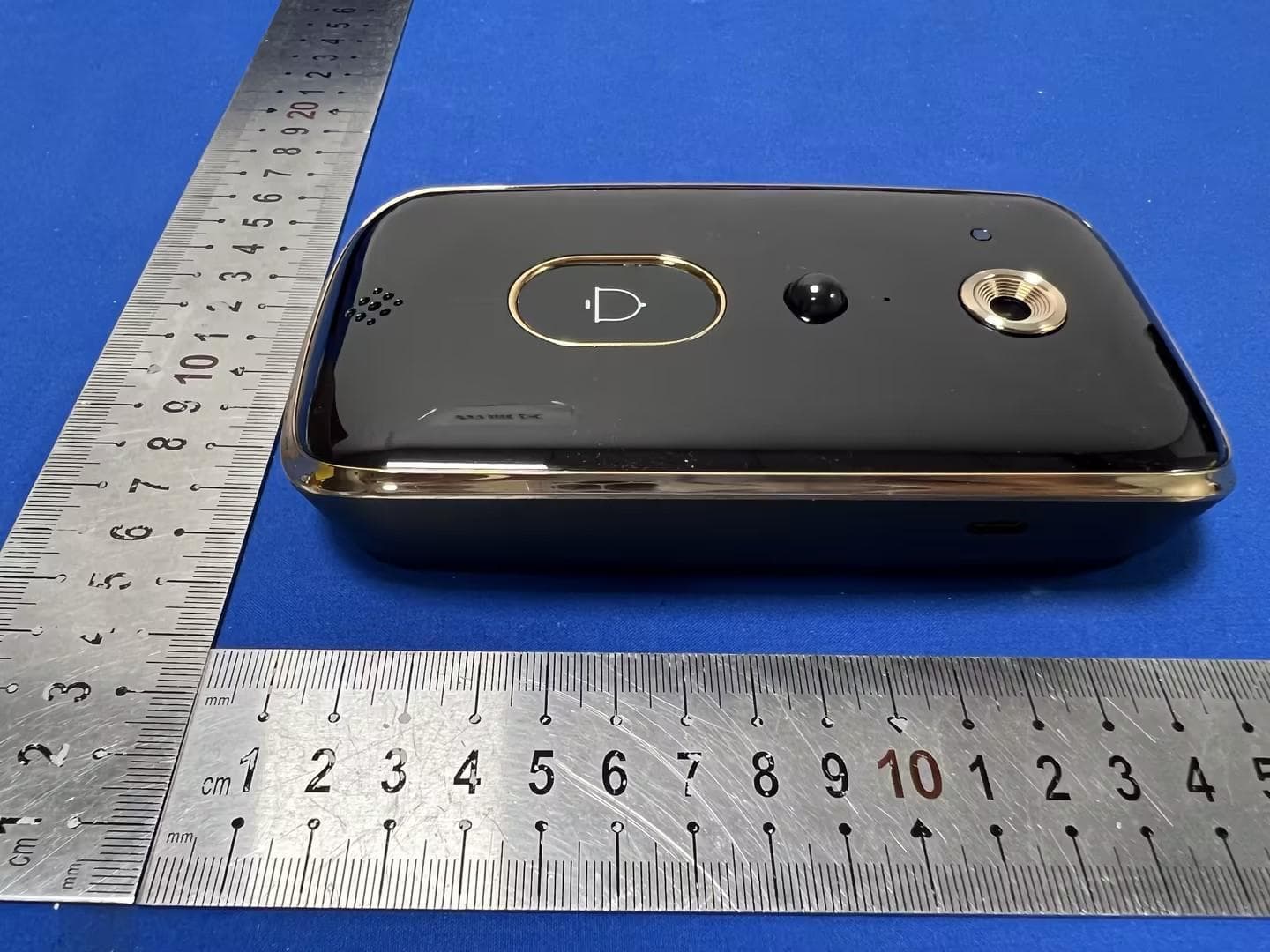 WIFI Visualizable Smart DoorBell - FCC ID 2AW97-X10 - SHENZHEN XINWU TECHNOLOGY LIMITED