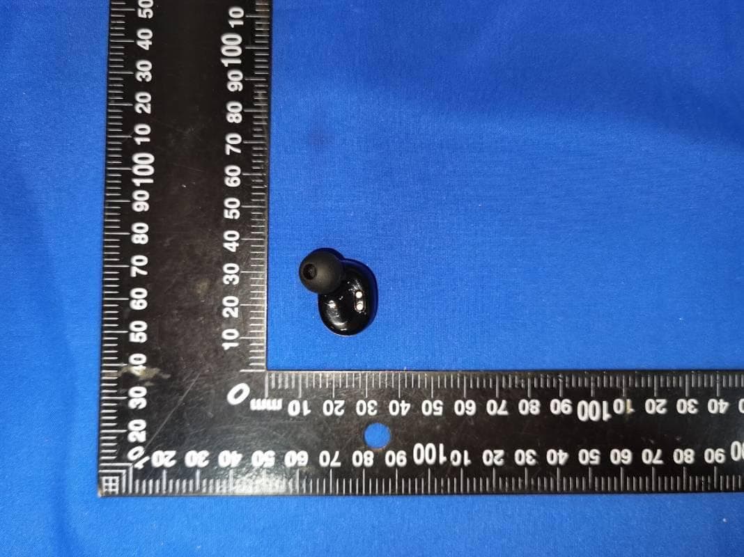 TRUE WIRELESS STEREO EARPHONES - FCC ID 2AW9I-LEVI - SOUND INNOVATION CO., LIMITED (3)