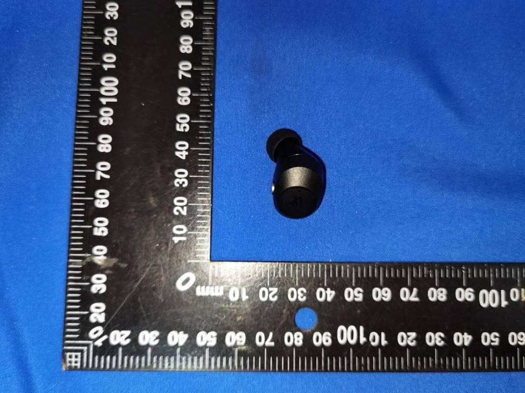 TRUE WIRELESS STEREO EARPHONES - FCC ID 2AW9I-LEVI - SOUND INNOVATION CO., LIMITED (4)