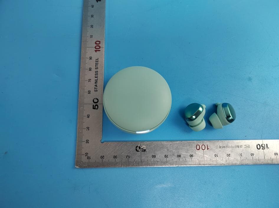 ULTRA COMPACT ANC/ENC TRUE WIRELESS EARBUDS - FCC ID 2AW9I-LPT05 - SOUND INNOVATION CO., LIMITED (4)