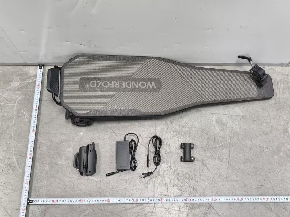Electric Skateboard Attachment - FCC ID 2AWAE-ESKBDCHK - Shenzhen Chitado Technology Co., Ltd (2)