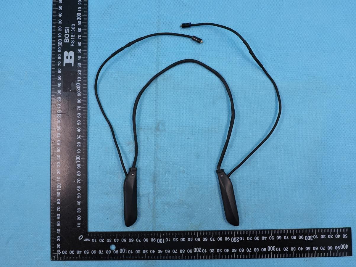 Bluetooth Output Decoding Upgrade Cable - FCC ID 2AWCQ-ITB05 - Ikko audio technology (sz) co., LTD