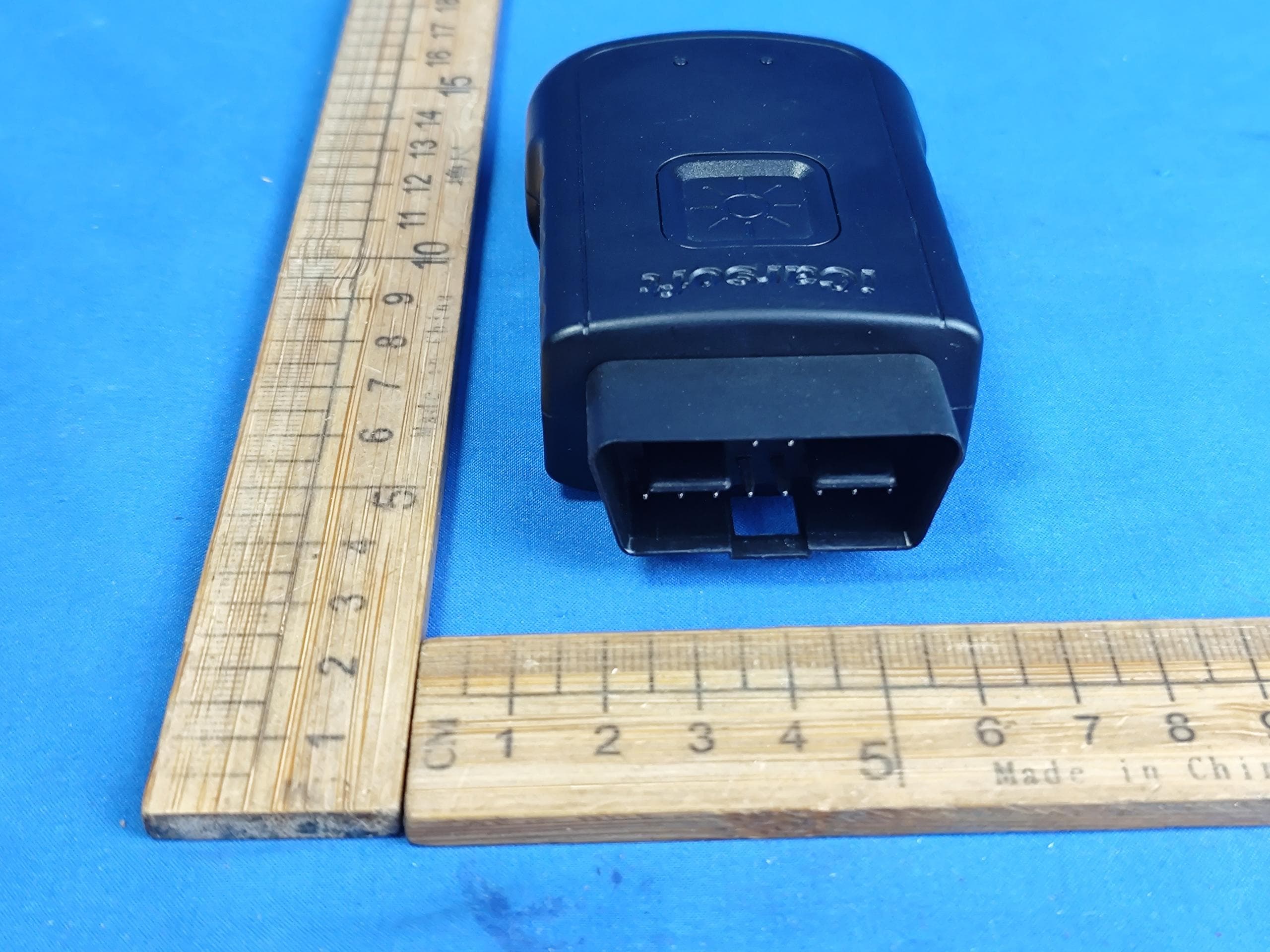 The wireless diagnostic interface - FCC ID 2AWD8-BTBVCIA - Icarsoft Technology Inc. (4)