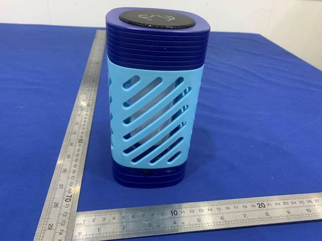Lantern with Bluetooth Speaker - FCC ID 2AWEN-RLT6006 - DONGGUAN MORITAKE INDUSTRIAL CO.,LTD (5)