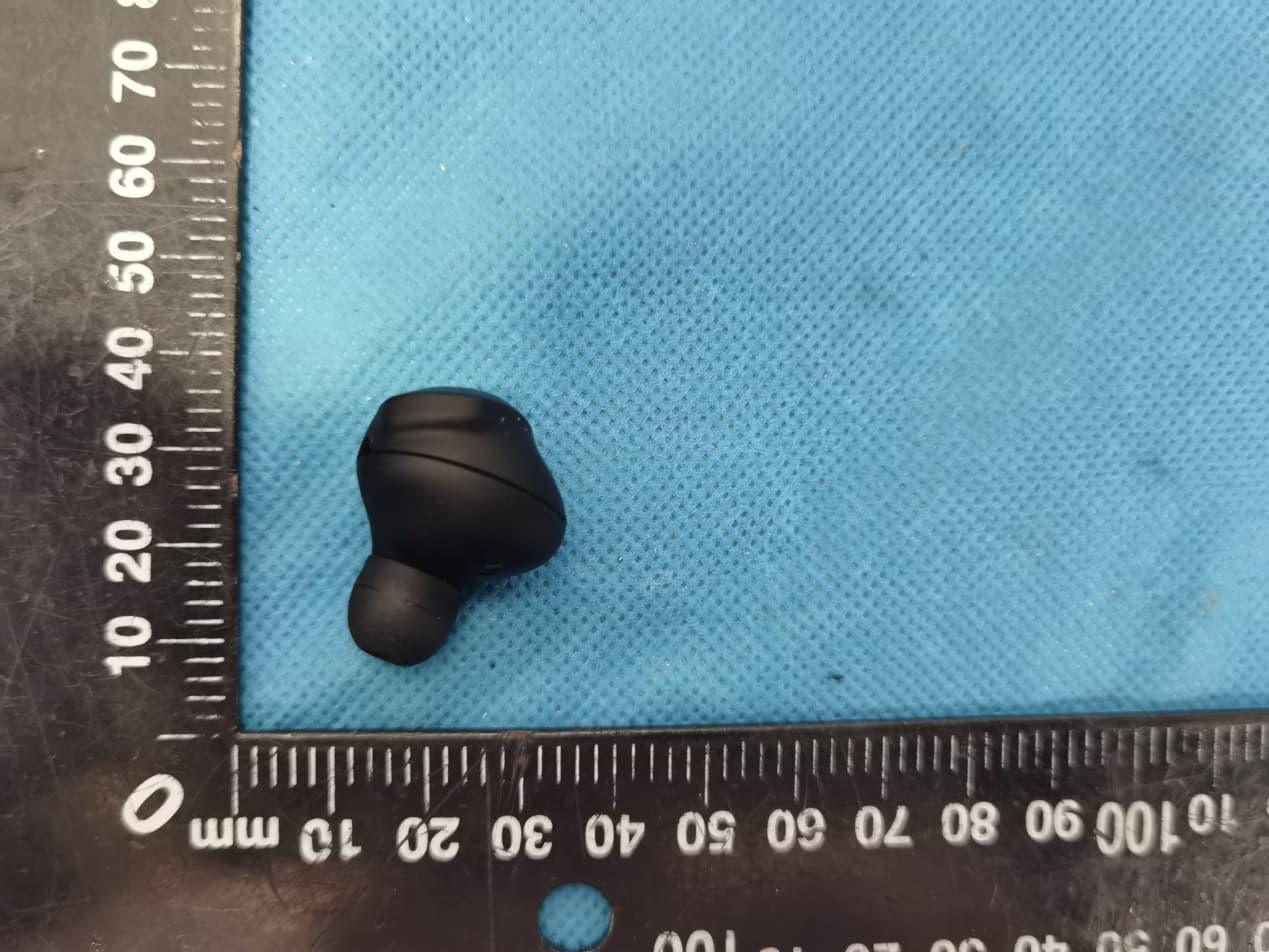 Wireless Bluetooth Earphones - FCC ID 2AWEY-A65 - HONGKONG CHOICE ELECTRONICS CO., LTD