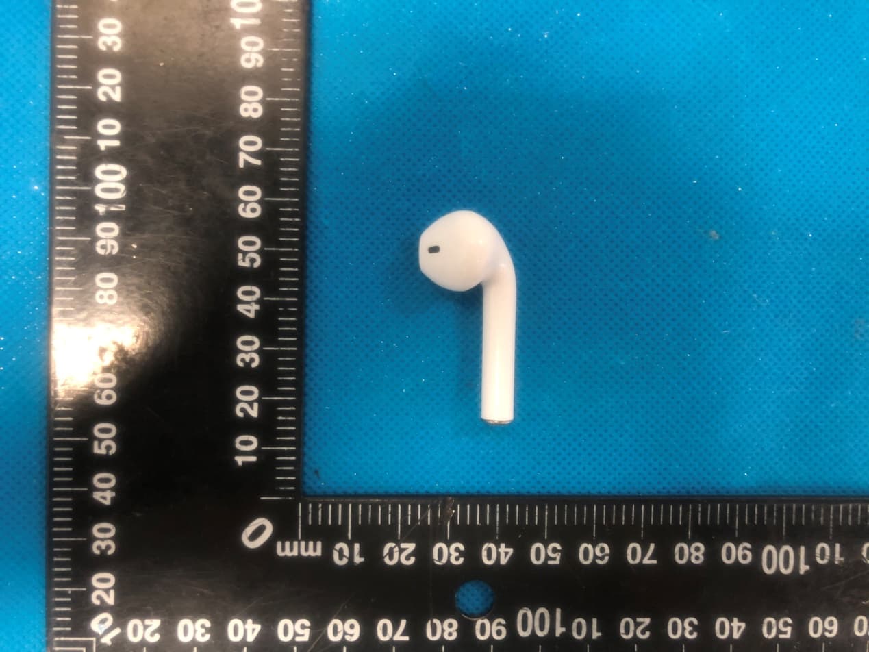 Wireless earphones - FCC ID 2AWEY-K3 - HONGKONG CHOICE ELECTRONICS CO., LTD (2)