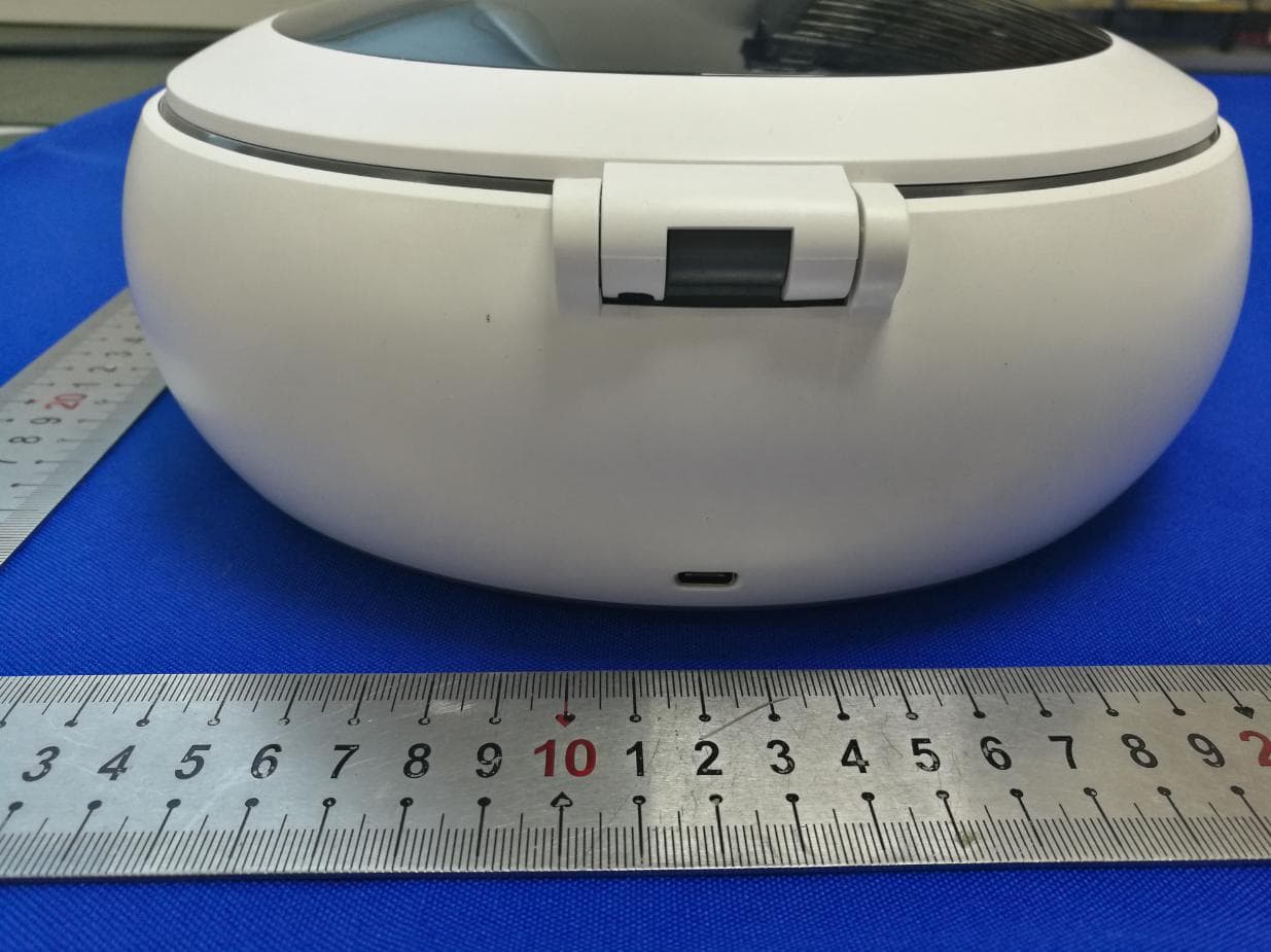 wireless charger sterilizer - FCC ID 2AWF9-GBS02A - ShenZhenshi GYBB Technology Co., Ltd. (4)