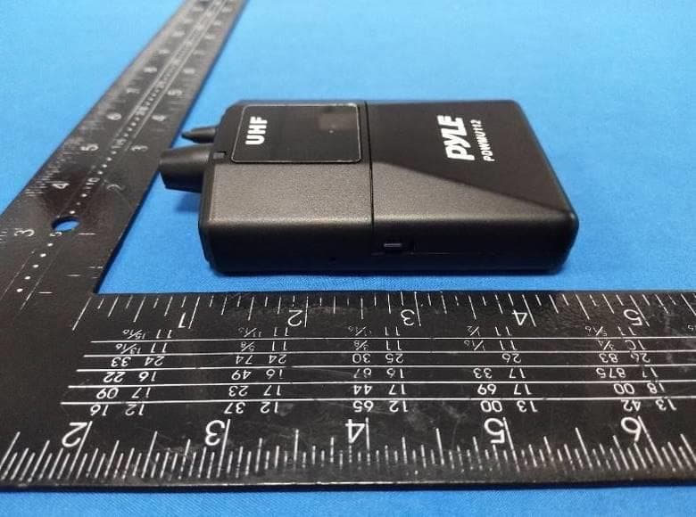UHF Wireless Microphone - FCC ID 2AWFNPDWMU112 - ENPING JIN BAI LING AUDIO MATERIAL CO.,LTD.