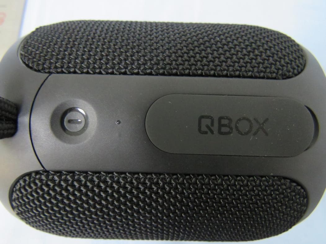 Waterproof Bluetooth Speaker - FCC ID 2AWG3-QB08 - Shen Zhen Shi Mi Ya Xin Xi Ji Shu You Xian Gong Si (2)