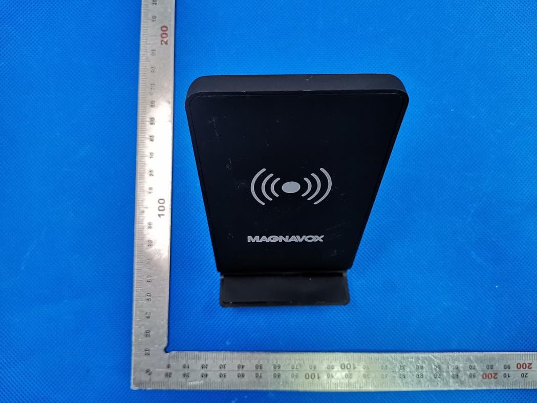 Fast Wireless charging Phone Stand - FCC ID 2AWGNMCH3368 - Shenzhen TBL industrial Co.Ltd (5)
