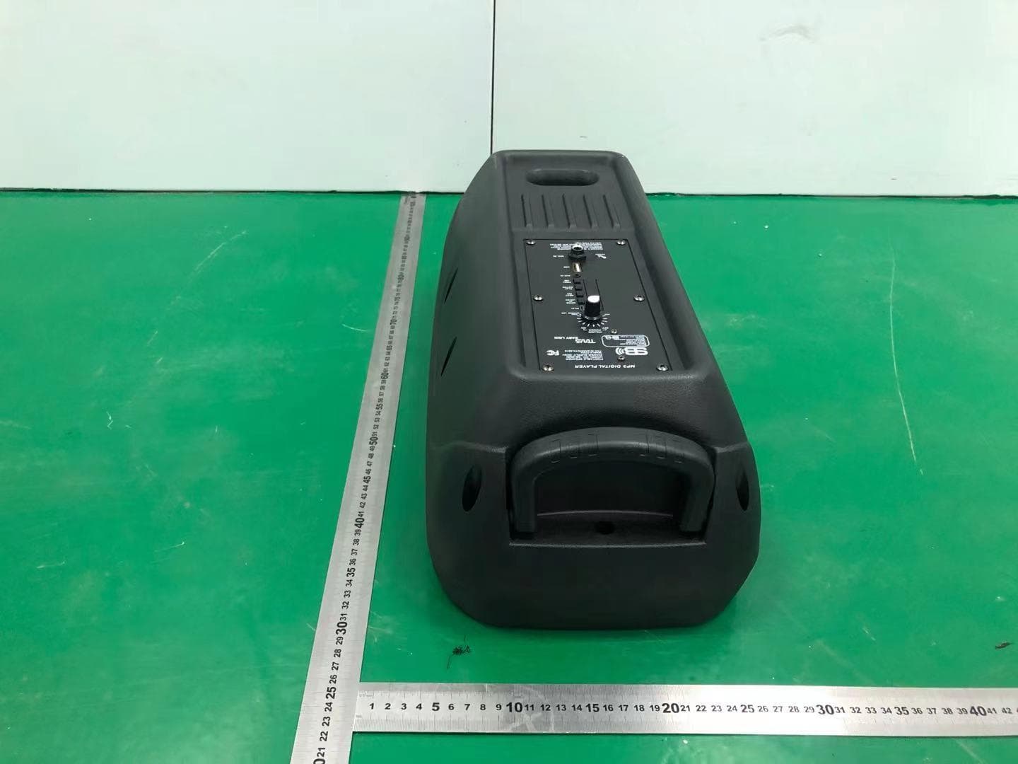 Portable Battery Speaker - FCC ID 2AWHG-TK8308 - GUANGZHOU RUIMA ELECTRONICS CO.,LIMITED (3)