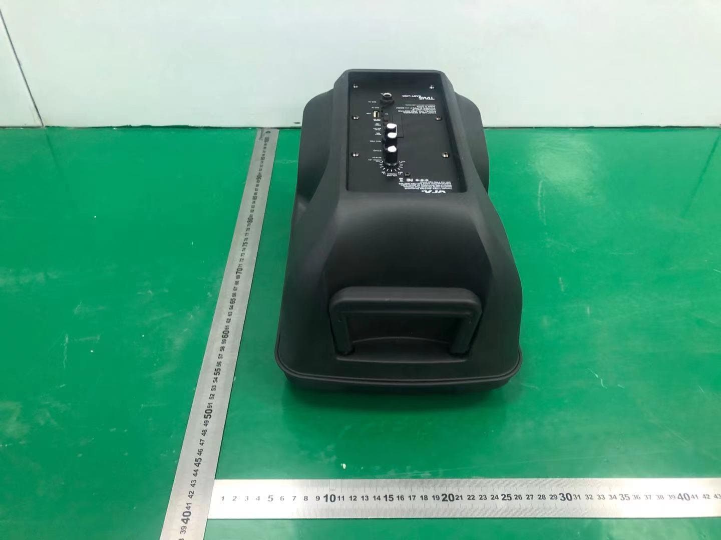 Portable Battery Speaker - FCC ID 2AWHG-TK8908 - GUANGZHOU RUIMA ELECTRONICS CO.,LIMITED (4)