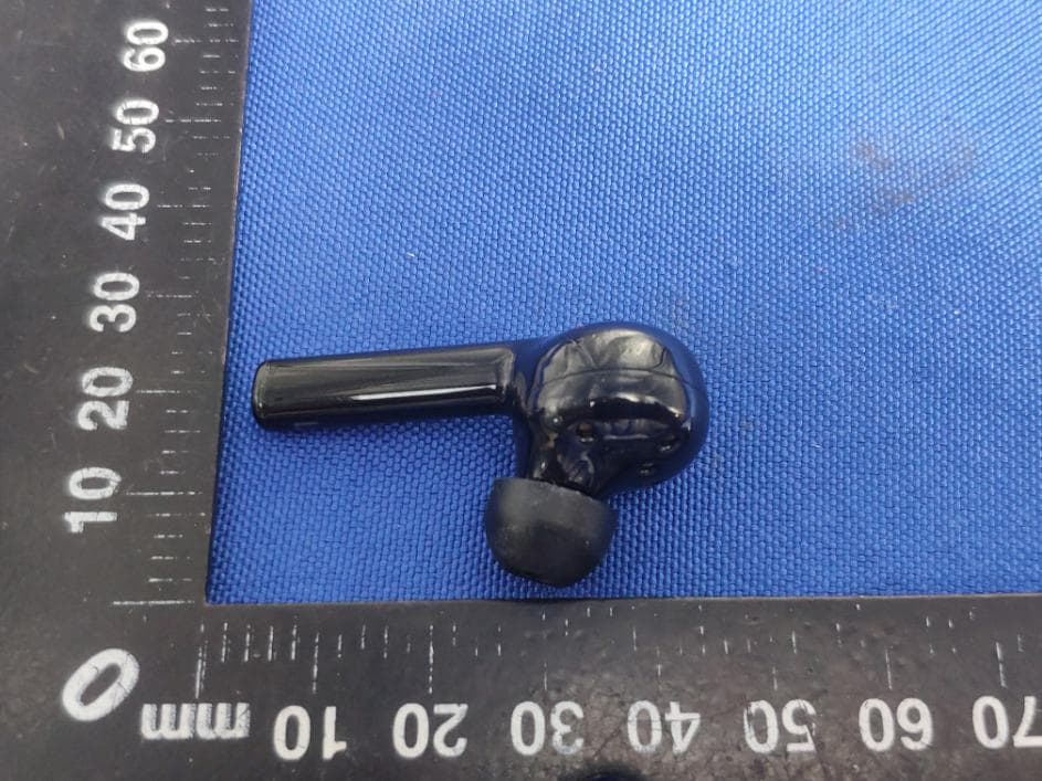 Wireless Earbuds with Charging Case - FCC ID 2AWHJ-AIR-2 - ADX LABS, INC