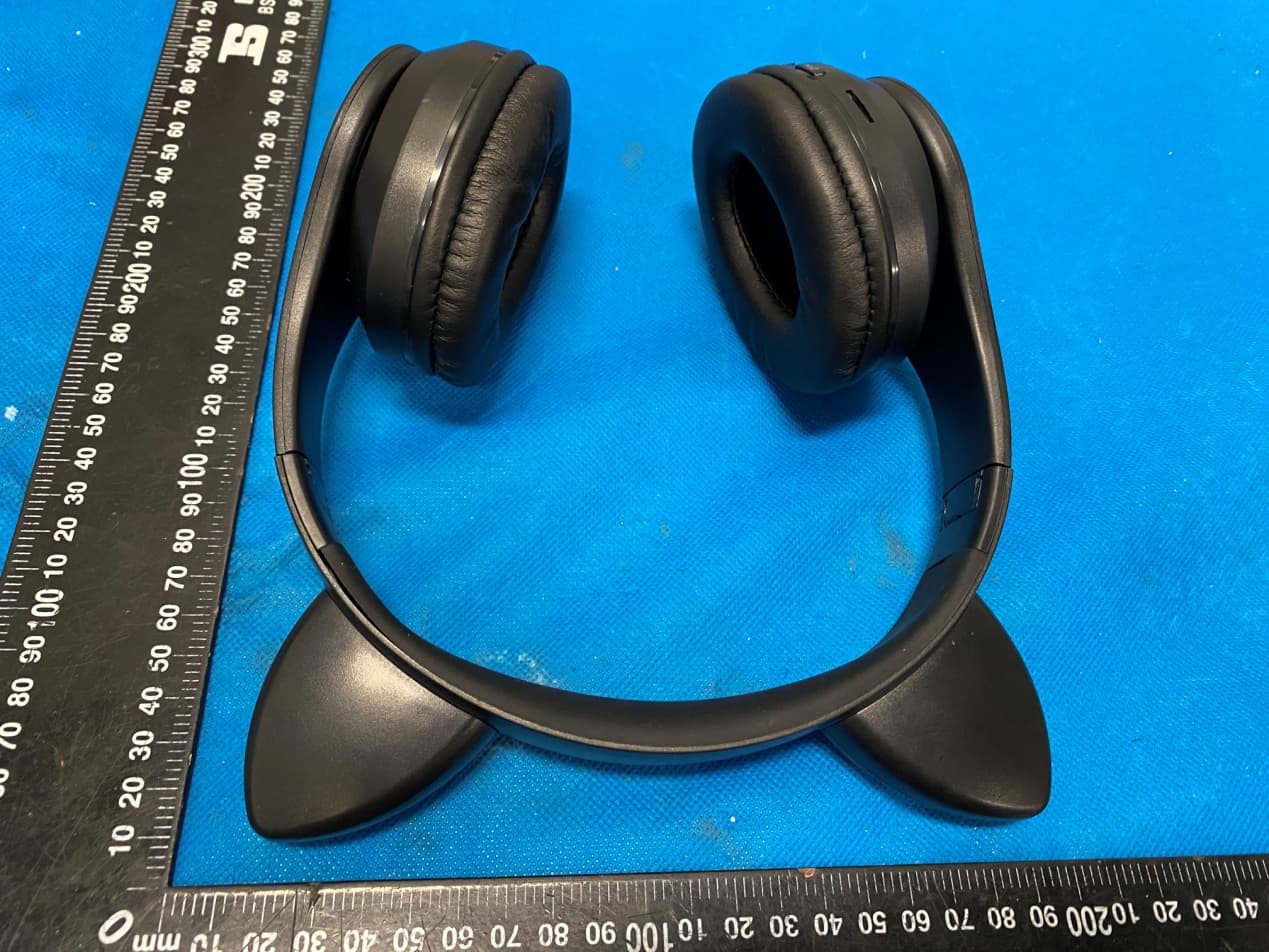 Bluetooth Headphone - FCC ID 2AWHSBT0191 - YOUNGSTAR ELECTRONIC CO., LIMITED (4)