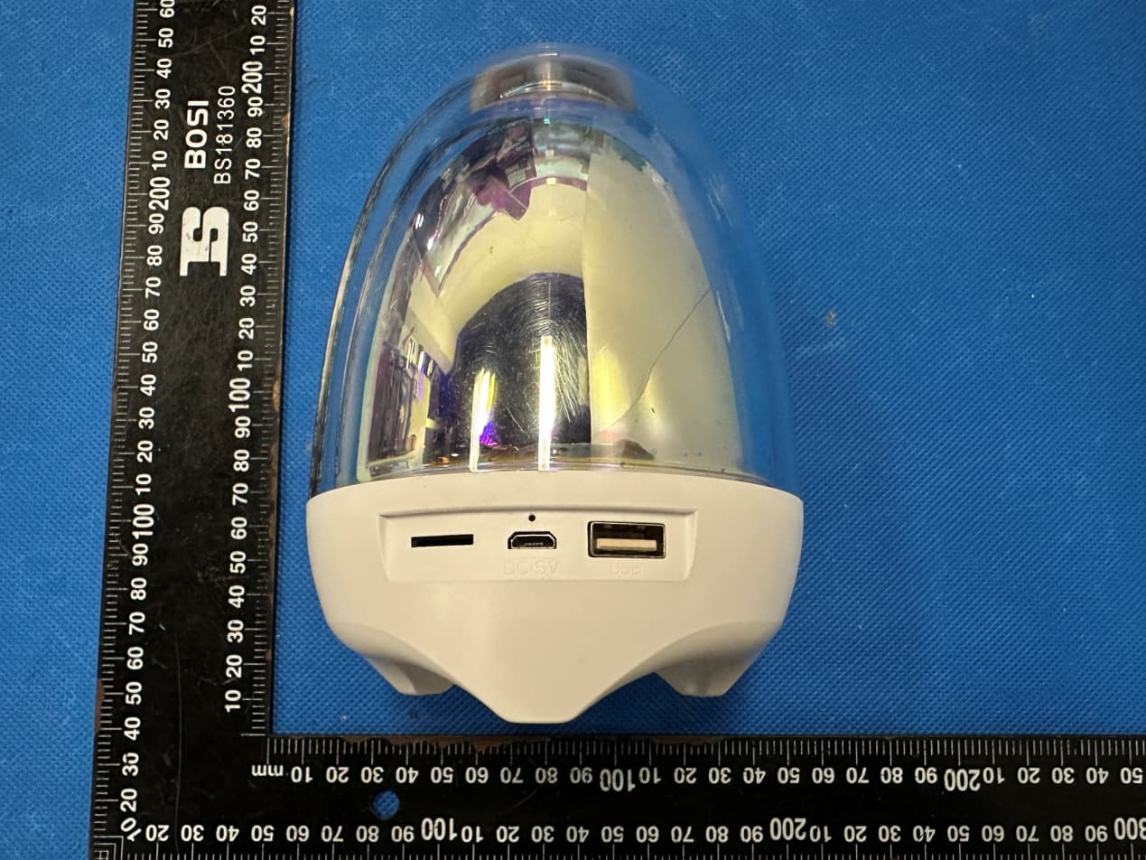 LED LIGHT BLUETOOTH SPEAKER - FCC ID 2AWHSYSBS0176 - YOUNGSTAR ELECTRONIC CO., LIMITED (4)
