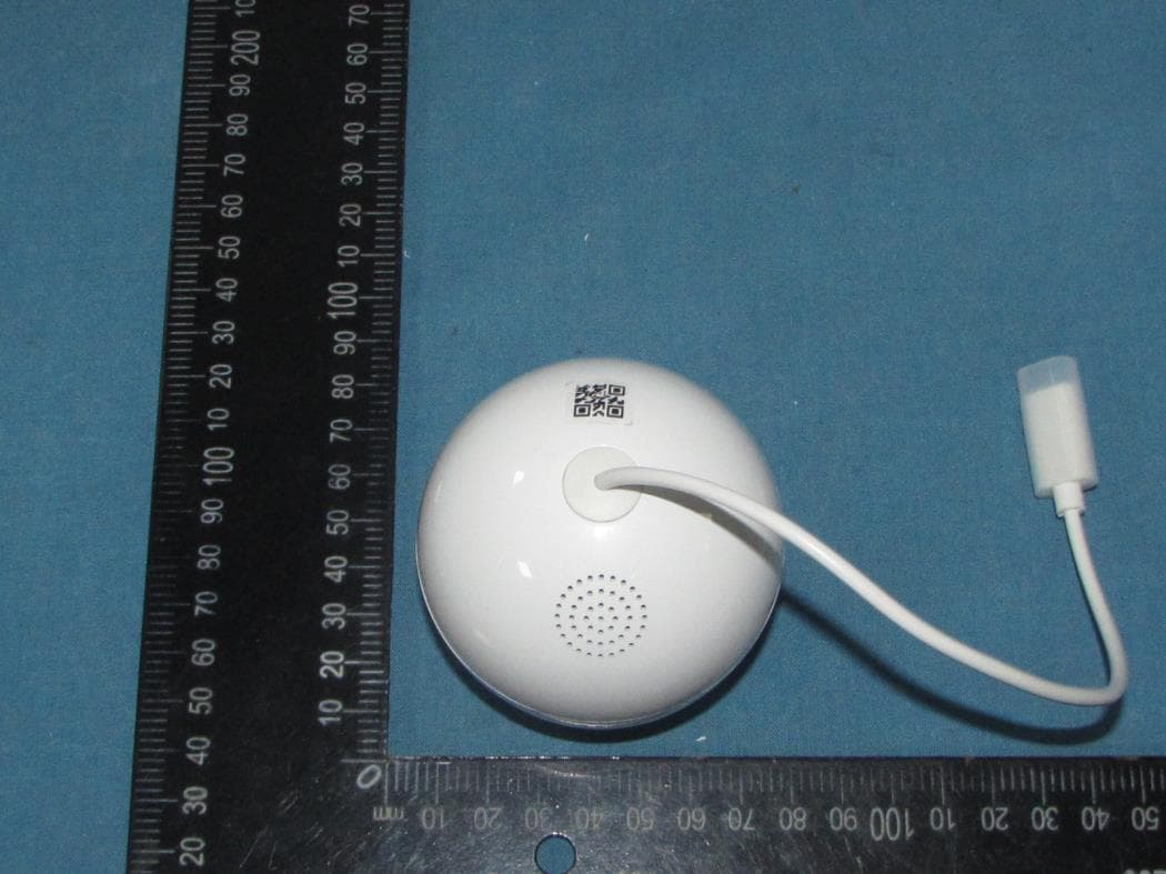 WUUK Wired Cam Pro v2 - FCC ID 2AWHY-Y0910 - WUUK LABS CORP. (4)