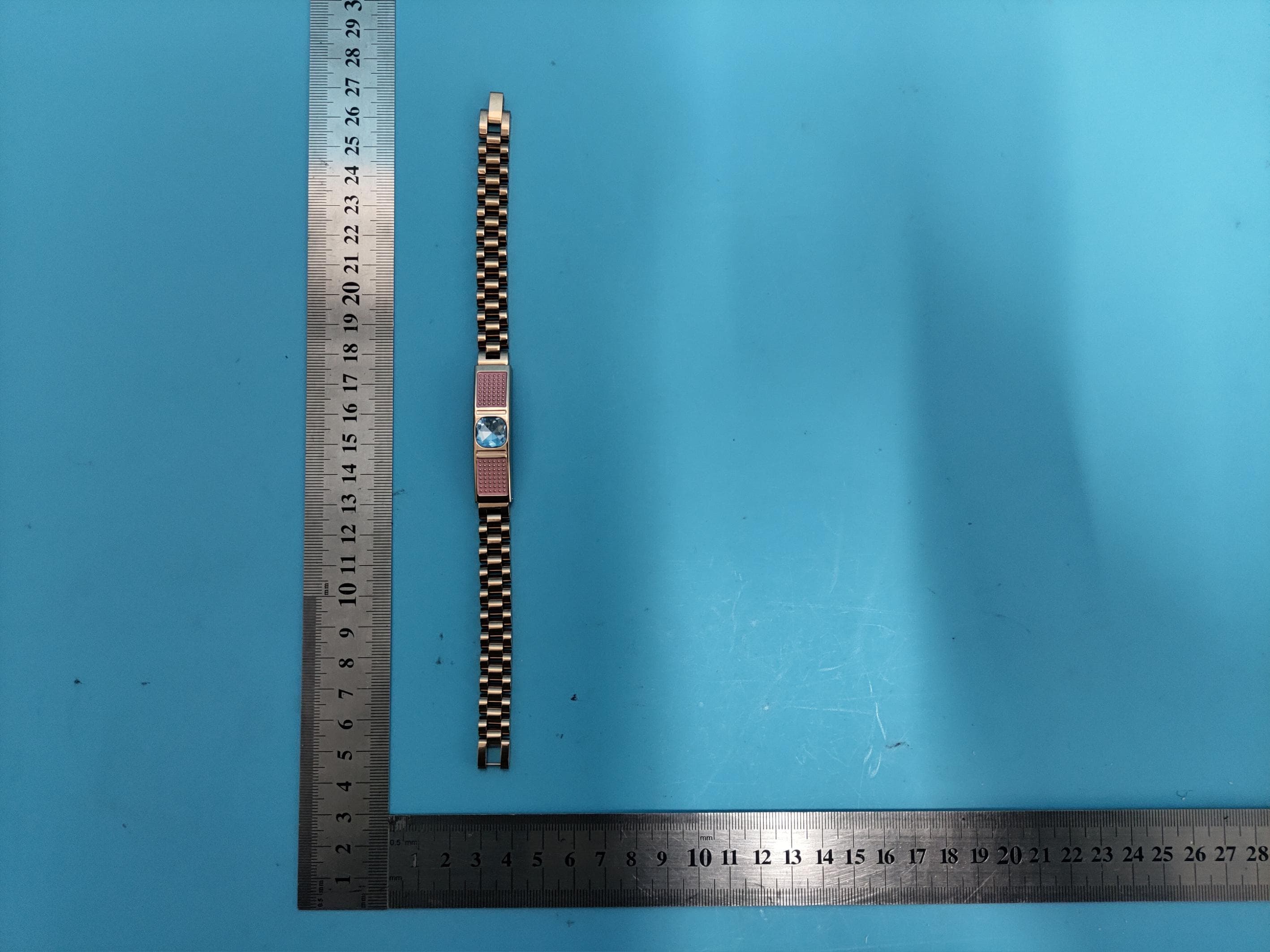 SMART BRACELET - FCC ID 2AWI8-L18 - Shenzhen poplar Intelligent Technology Co., Ltd.