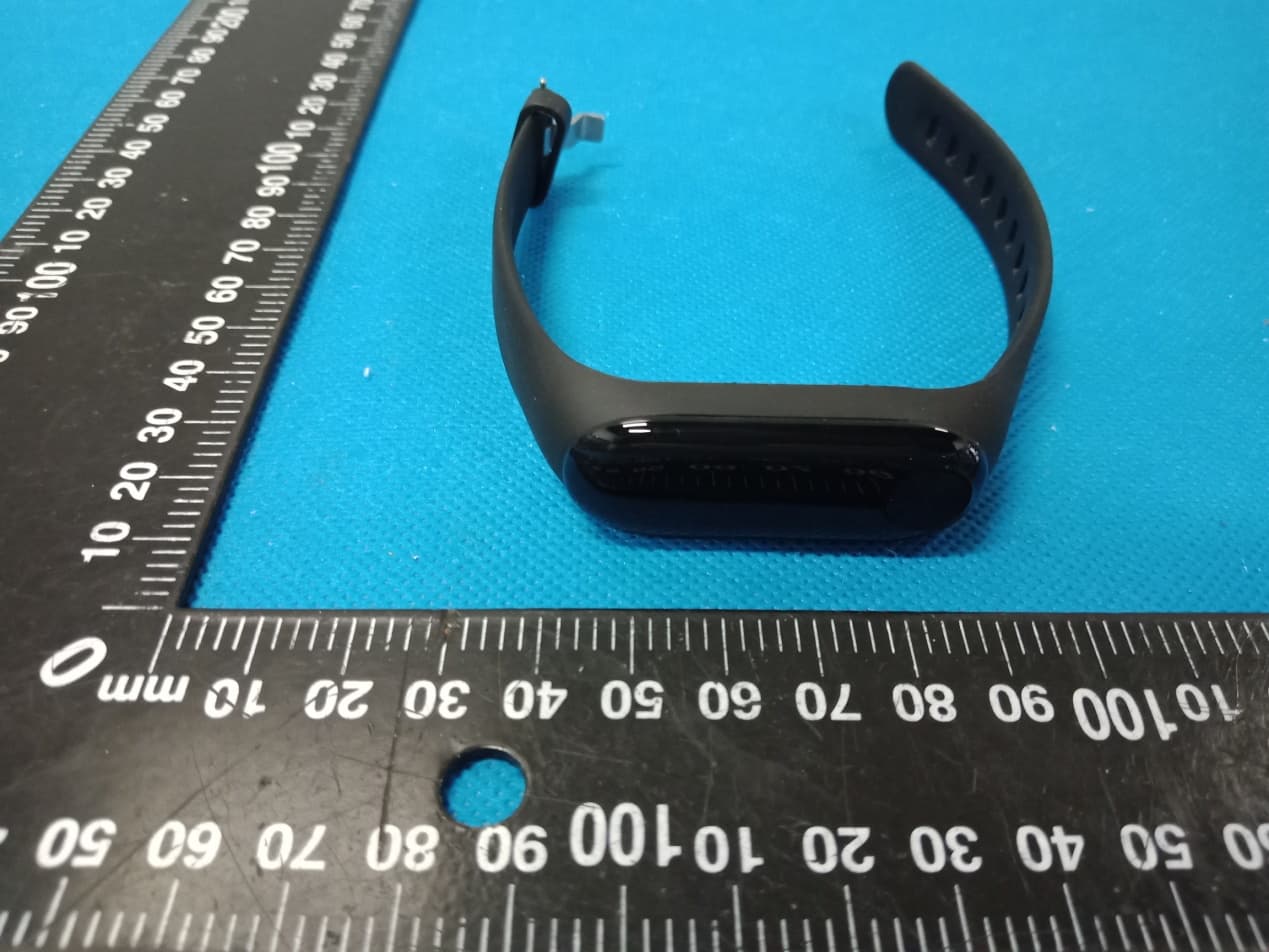 IOT Real-time Body Temperature Measurement Wristband Tag - FCC ID 2AWIQ-JAVS18 - Shenzhen Javs Technology Co. ,Ltd. (5)