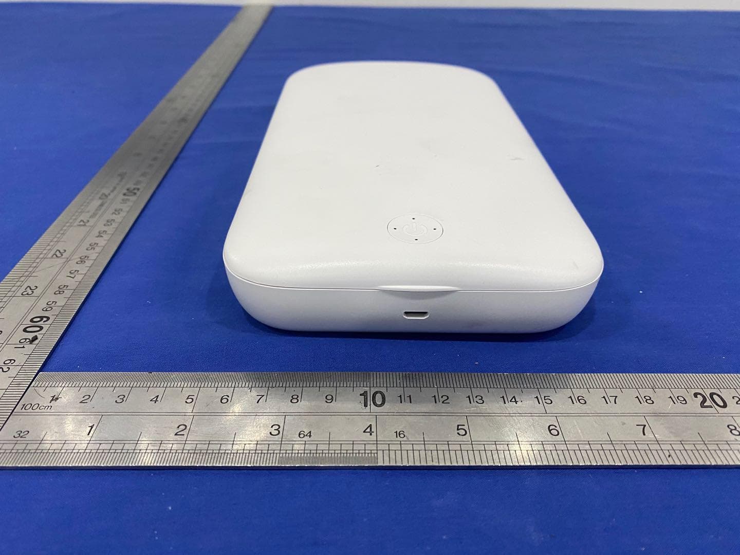 PHONE STERILIZER - FCC ID 2AWJ3-UVS11 - GuangDong LDNIO Electronic Technology Co., Ltd.