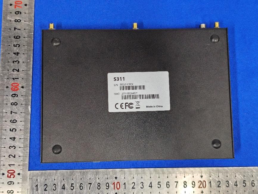 3x1 BYOM SWITCHER WITH WIRELESS PRESENTATION - FCC ID 2AWJK-S311 - Grastron Technology CO., LTD (2)