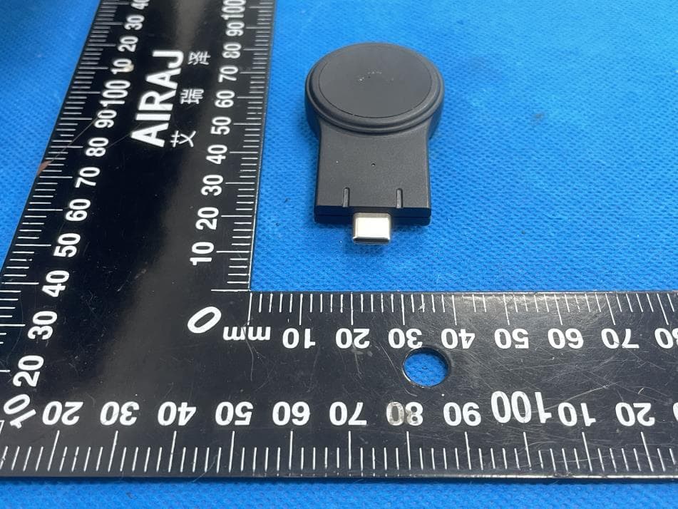 4-in-1 Foldable Charging Station - FCC ID 2AWL2-JR-WQS02 - SHENZHEN NITO POWER SOURCE TECHNOLOGY CO.,LTD. (5)