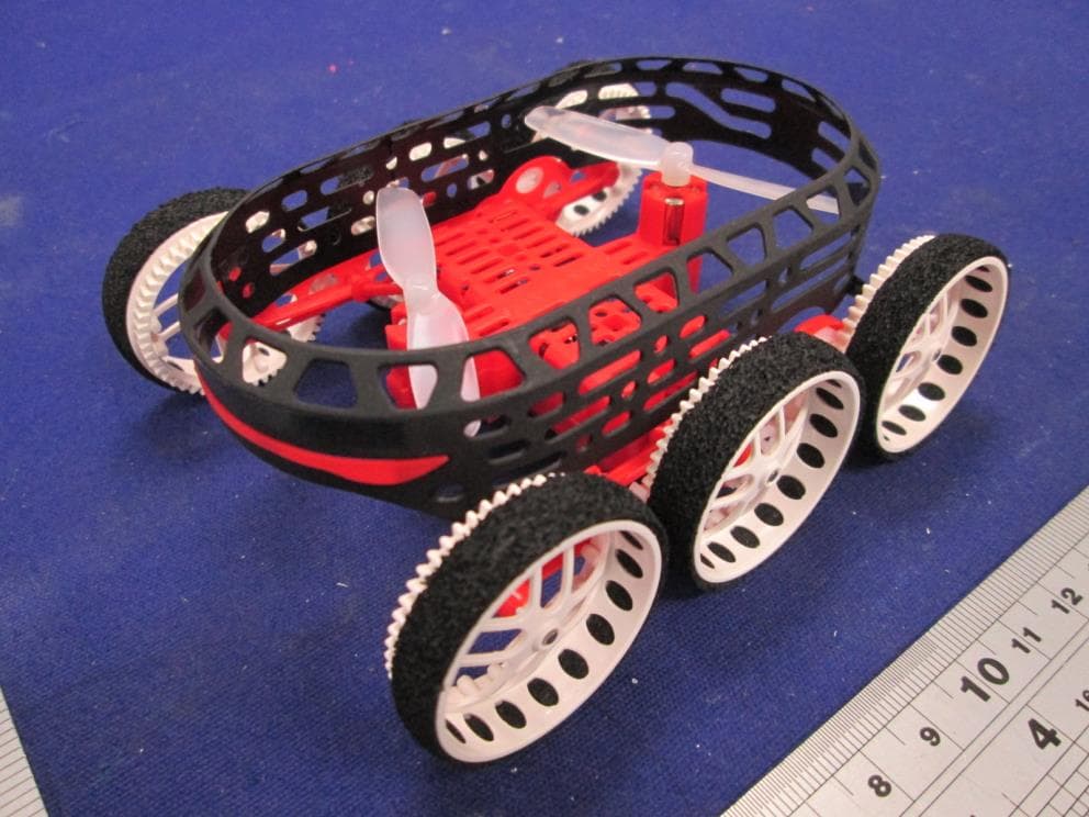 Toy RC Gravity Rover Replaceable Batteries - FCC ID 2AWLB-TY002R - Tat Kei Wah Sing Electronic (ShenZhen) Co., Ltd