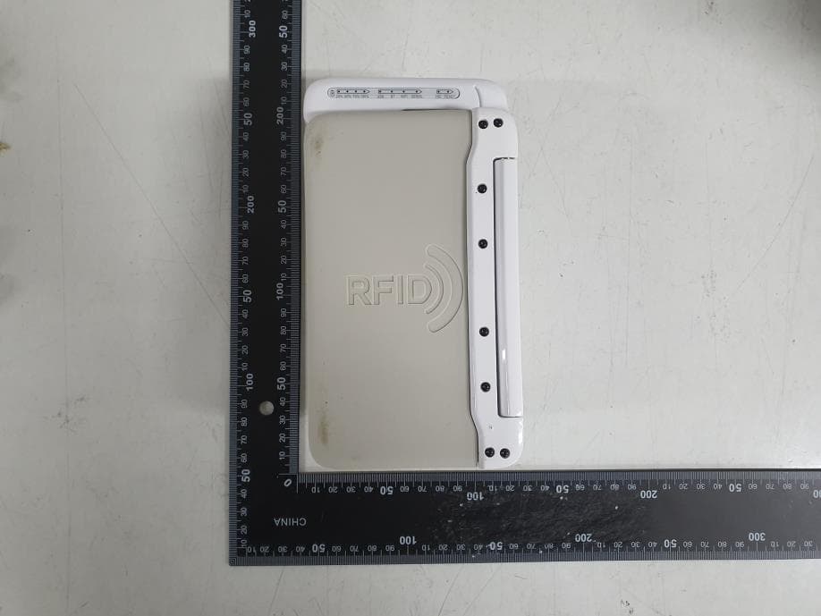 RFID Smart Reader - FCC ID 2AWMDA711F - Apulse Technology Co., Ltd (4)