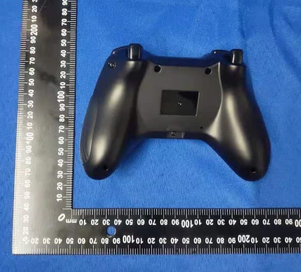 BEITONG ASURA 2 GAME CONTROLLER MULTI-MODE - FCC ID 2AWMK-BTP-2585NS - Guangzhou Pinzhong Electronic Technology Co.,Ltd.