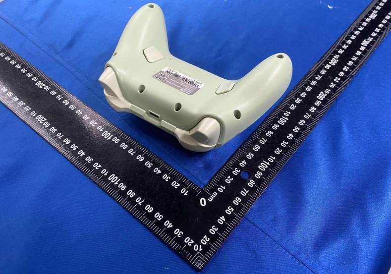 BEITONG ASURA 2 PRO MECHANICAL WIRELESS GAMEPAD - FCC ID 2AWMK-BTP-A1T2 - Guangzhou Pinzhong Electronic Technology Co.,Ltd. (3)