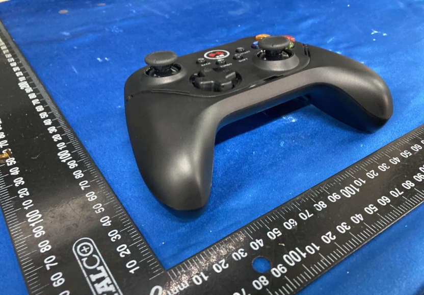 BEITONG ASURA 2 PRO MECHANICAL WIRELESS GAMEPAD - FCC ID 2AWMK-BTP-A1T2 - Guangzhou Pinzhong Electronic Technology Co.,Ltd. (4)