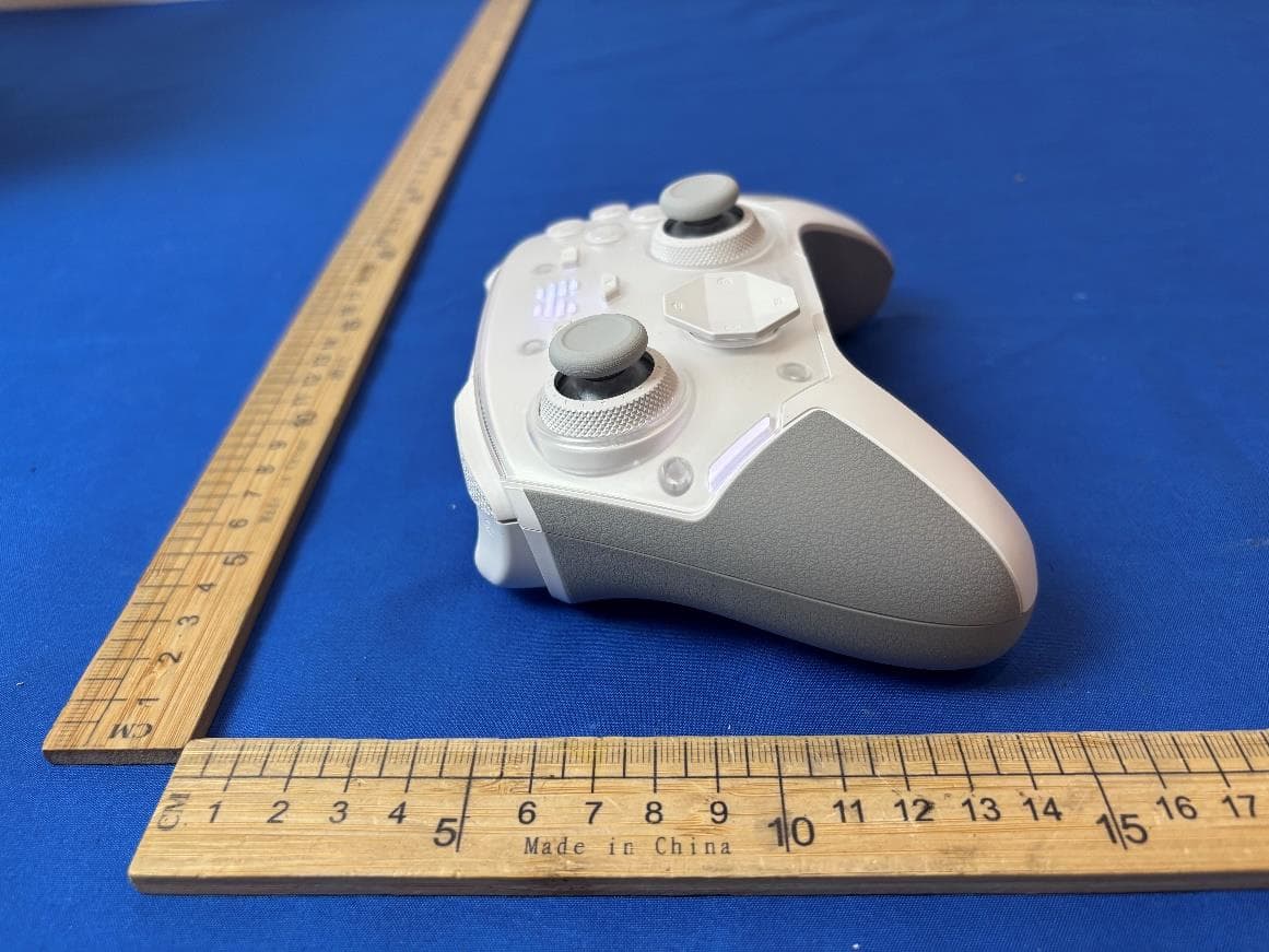 BEITONG KP40D Elite Wireless Controller - FCC ID 2AWMK-BTP-KP40D - Guangzhou Pinzhong Electronic Technology Co.,Ltd. (5)