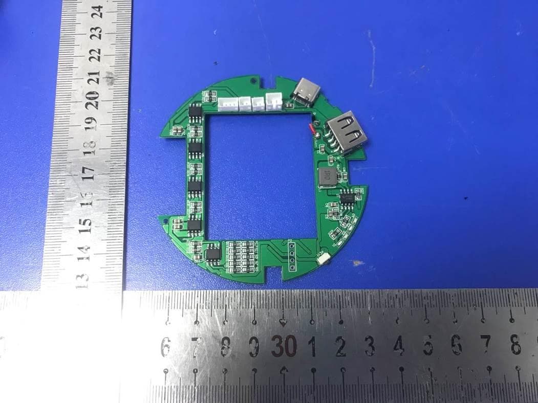Portable multipurpose emergency light - FCC ID 2AWMM-B8 - Yufing (Guangdong) lighting Technology Co.,Ltd (2)