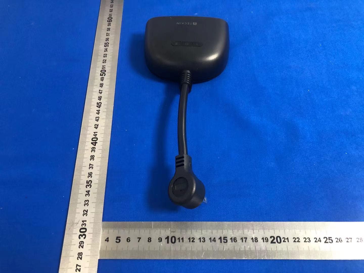 Smart Outlet - FCC ID 2AWNK-SS36 - Shenzhen Apeman Innovations Technology Co.,Ltd.
