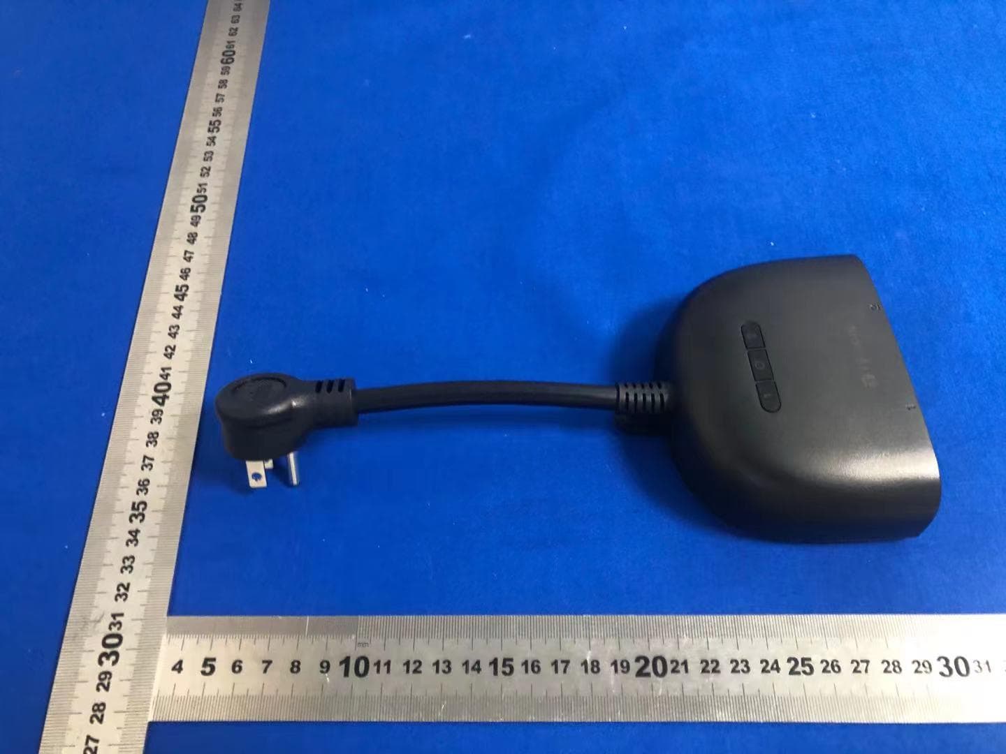 Smart Outlet - FCC ID 2AWNK-SS36 - Shenzhen Apeman Innovations Technology Co.,Ltd. (4)