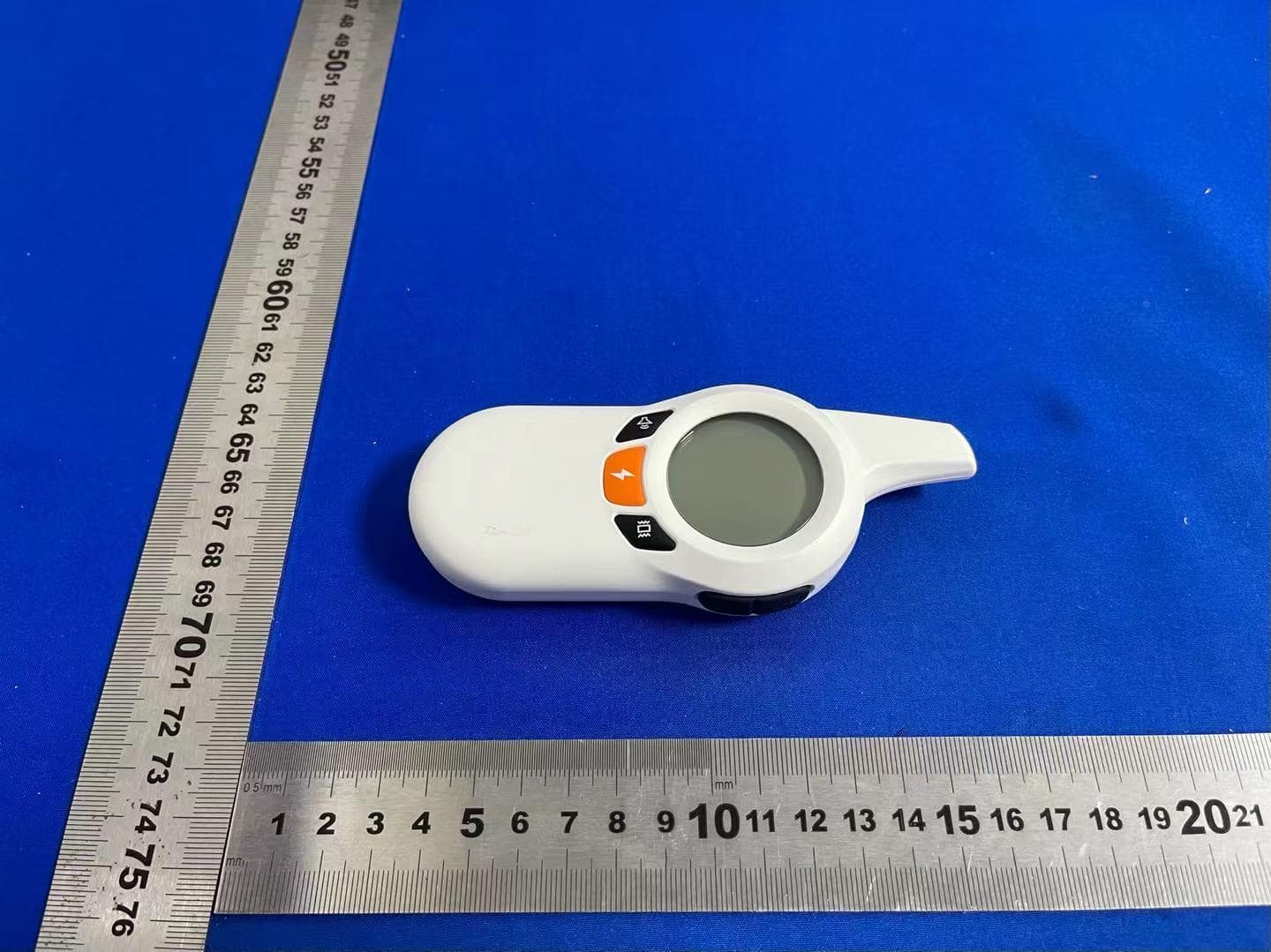 Dog Collar Training - FCC ID 2AWNK-TC08 - Shenzhen Apeman Innovations Technology Co.,Ltd. (3)