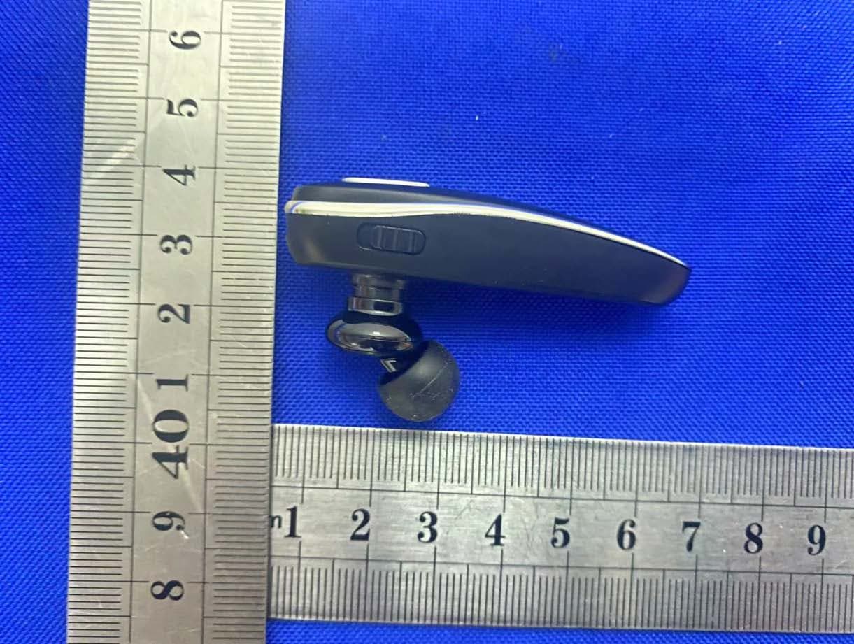 Bluetooth headset - FCC ID 2AWO9-Q5 - Shenzhen Quanmeng Technology Co.,Ltd (2)